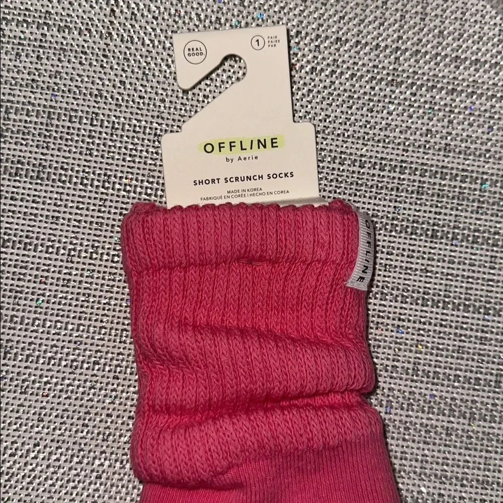 OFFLINE Playful Pink Short Scrunch Tab Logo Cotton Socks